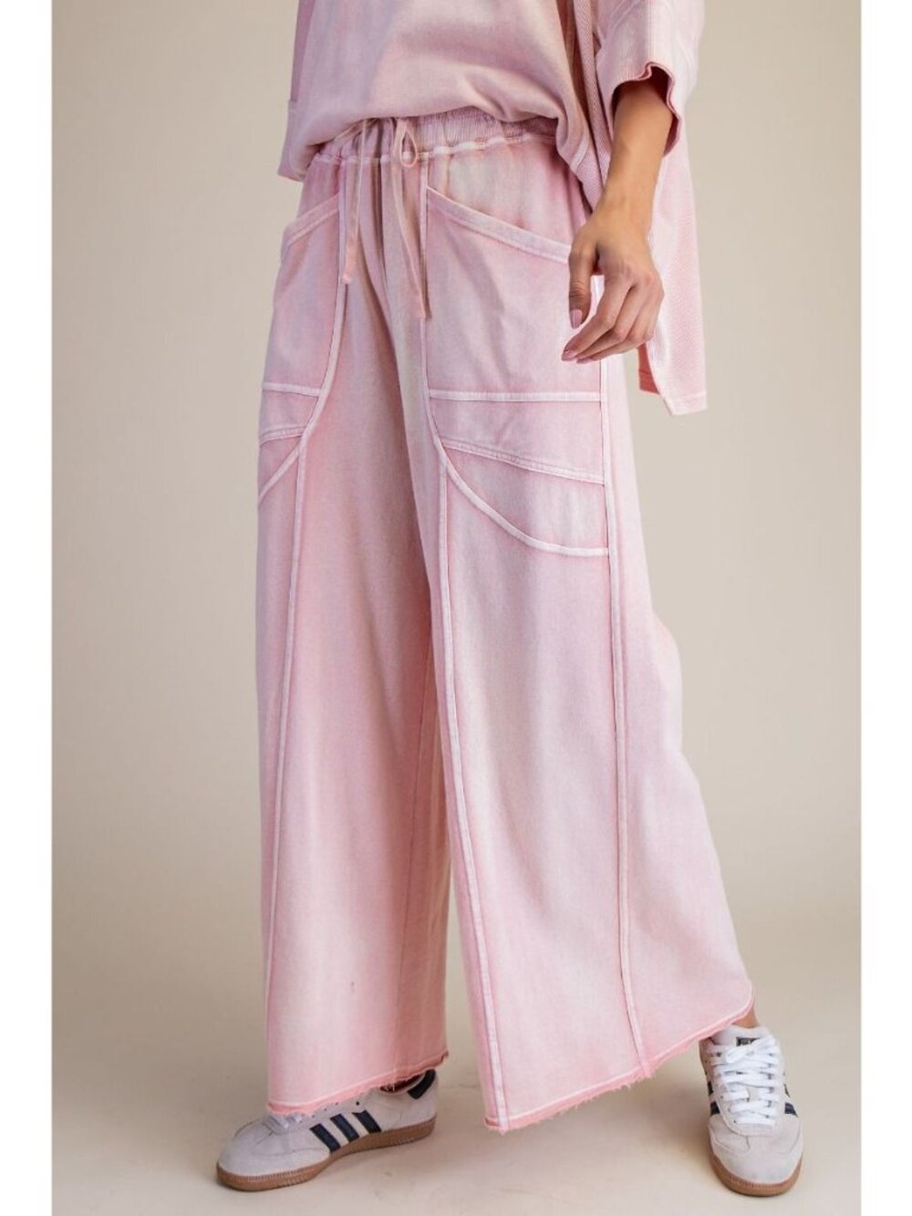Easel Everyday Exposed Seam Wide Leg Lounge Pants in Blush Pink - Picture 3 of 5